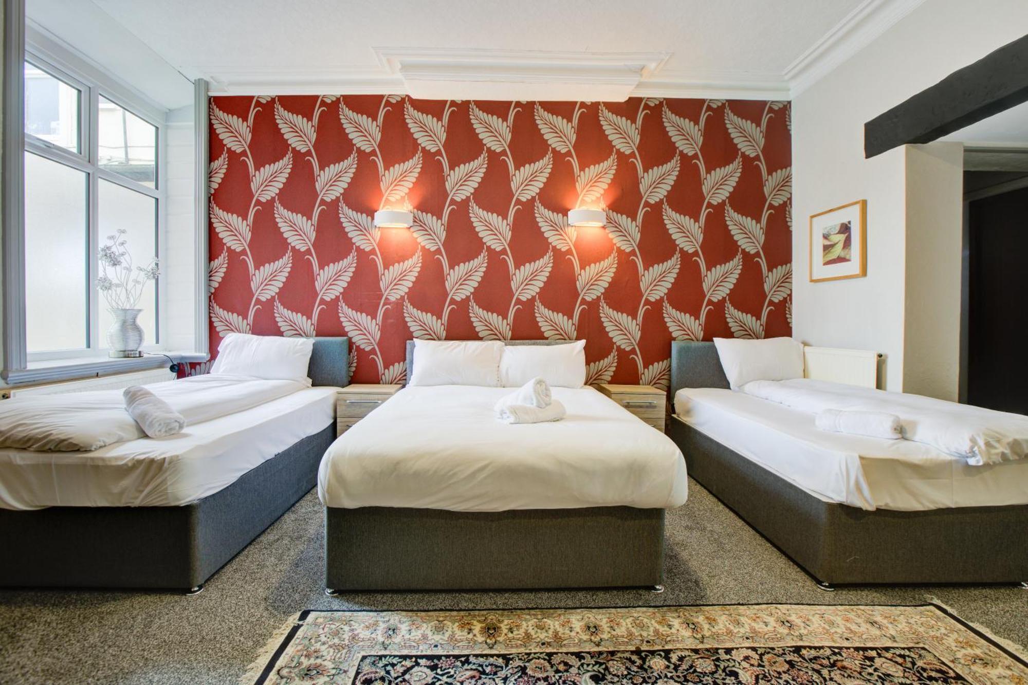 The Sandringham Court Hotel & Apartment Welcoming Large And Small Groups For 15 Years Blackpool Esterno foto