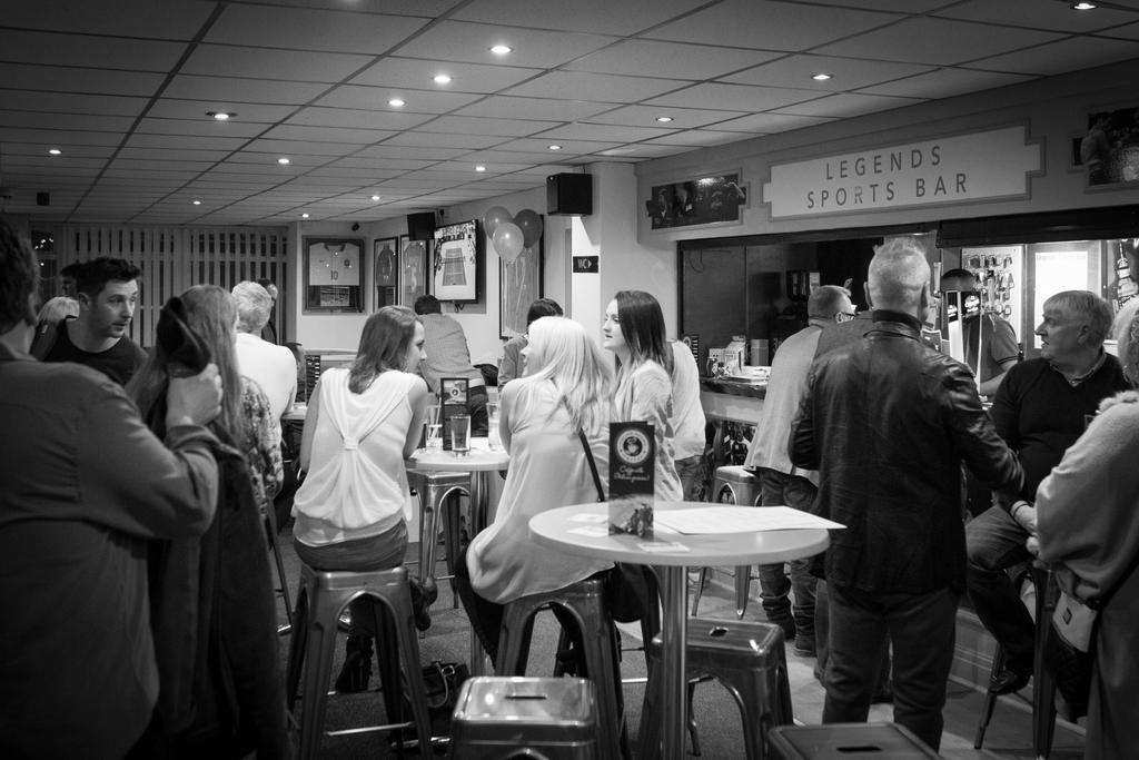 The Sandringham Court Hotel & Apartment Welcoming Large And Small Groups For 15 Years Blackpool Esterno foto